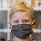 Tvättbart munskydd för Barn i linnetyg grå - Stella Sews
