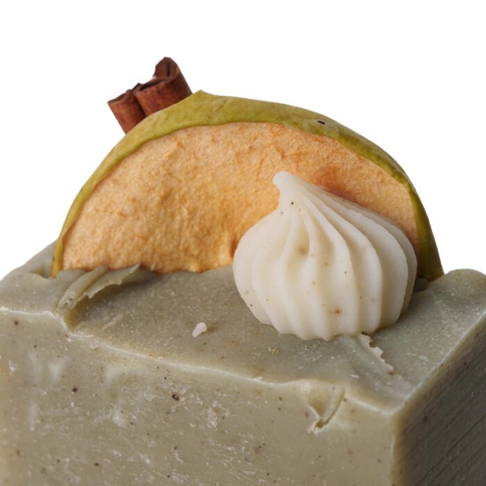 Äppelkaka, Ekologisk tvål närbild äpple– Järna Tvåleri Äppelkaka, Ekologisk tvål närbild äpple– Järna Tvåleri